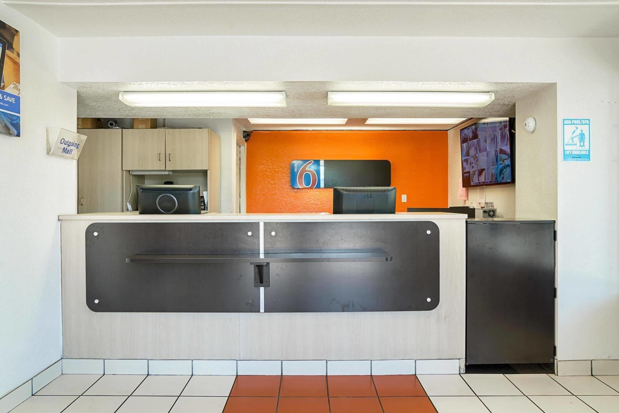 Motel 6-Little Rock, Ar - West ภายนอก รูปภาพ