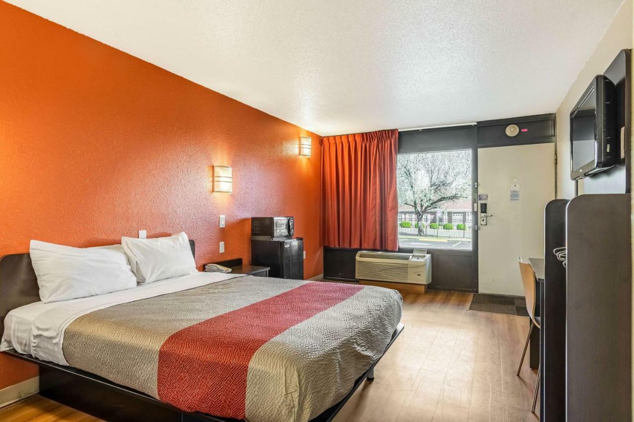 Motel 6-Little Rock, Ar - West ภายนอก รูปภาพ